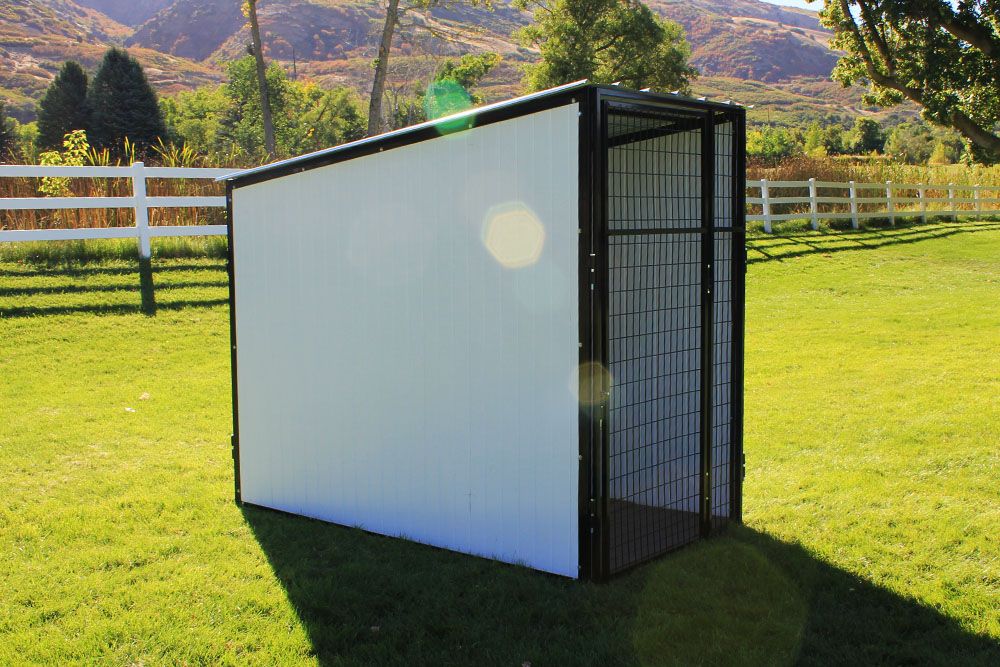 4' X 4' Vinyl Dog Kennel Stall (Basic)